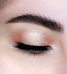 113_pressed-eyeshadow-rich-glow-2-4
