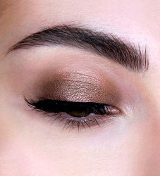 113_pressed-eyeshadow-rich-glow-8-4