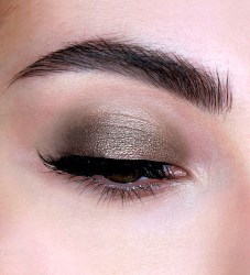113_pressed-eyeshadow-rich-glow-9-4