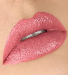 74_314-guby-glam-look