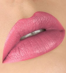 74_328-guby-glam-look